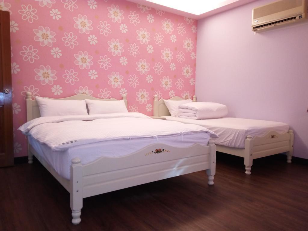 Tai Yu Ju Bao Fang B&B Luye Bagian luar foto