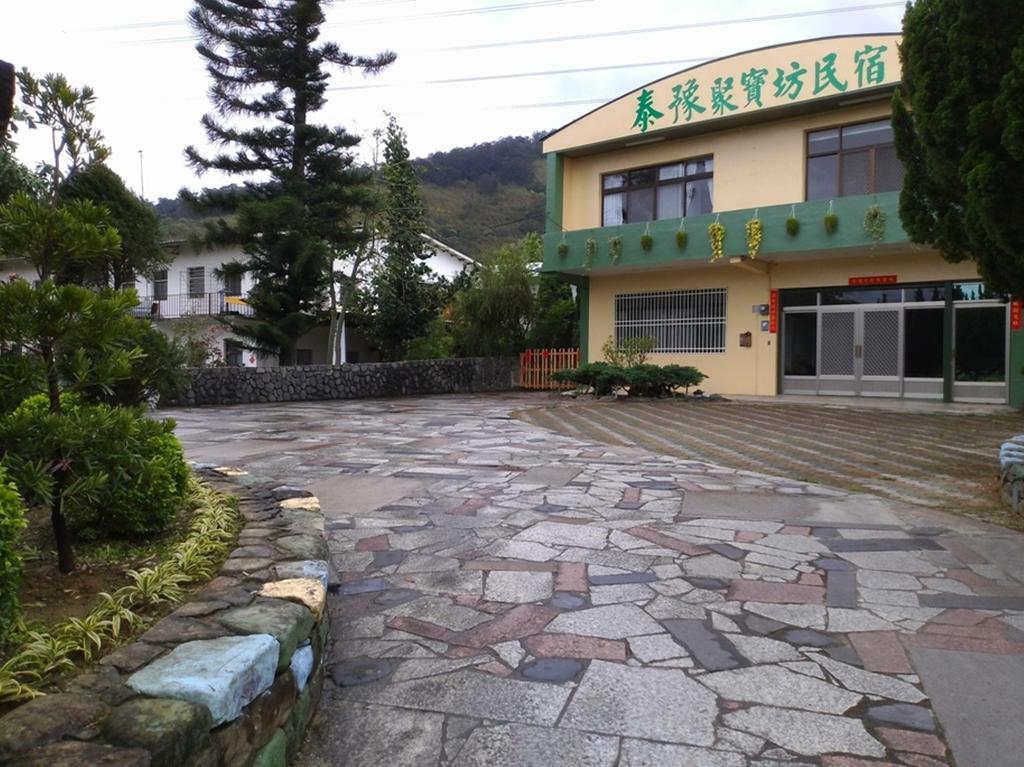 Tai Yu Ju Bao Fang B&B Luye Bagian luar foto